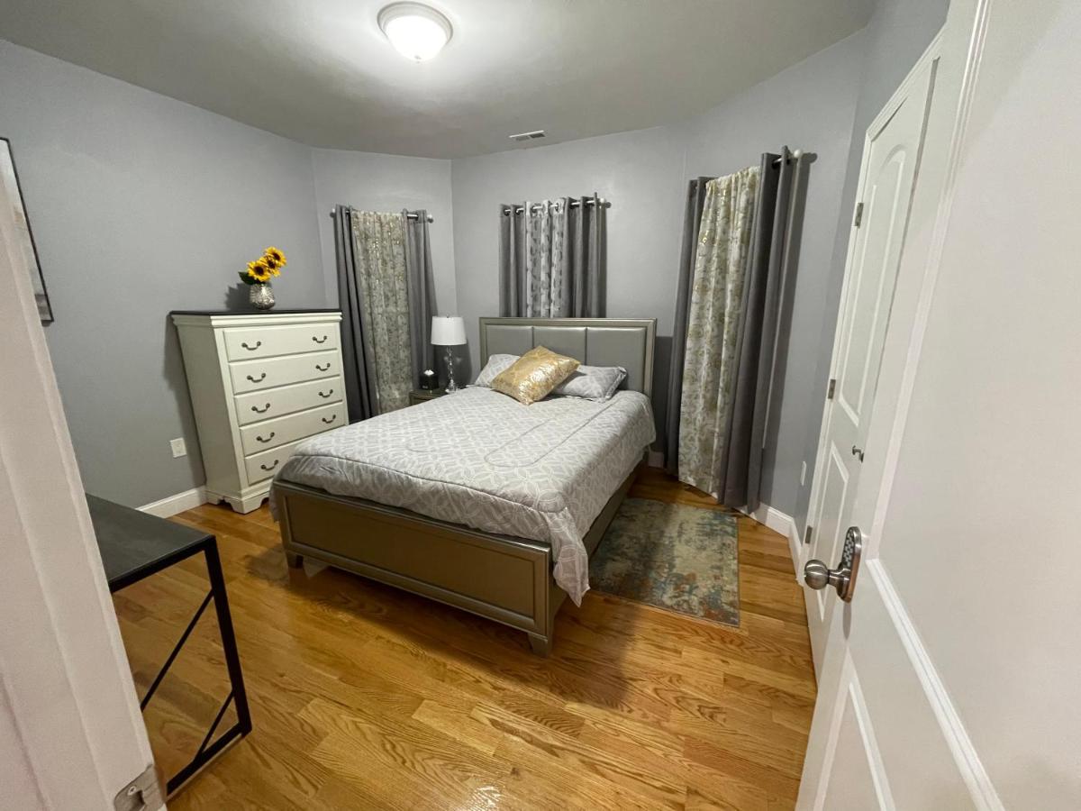 Brand New Luxury Rooms Near Downtown Бостон Экстерьер фото